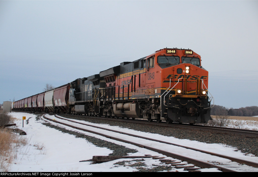 BNSF 3848 East